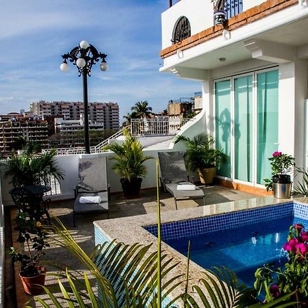 Hotel Andales On The Bay Suites Пуэрто-Вальярта Экстерьер фото