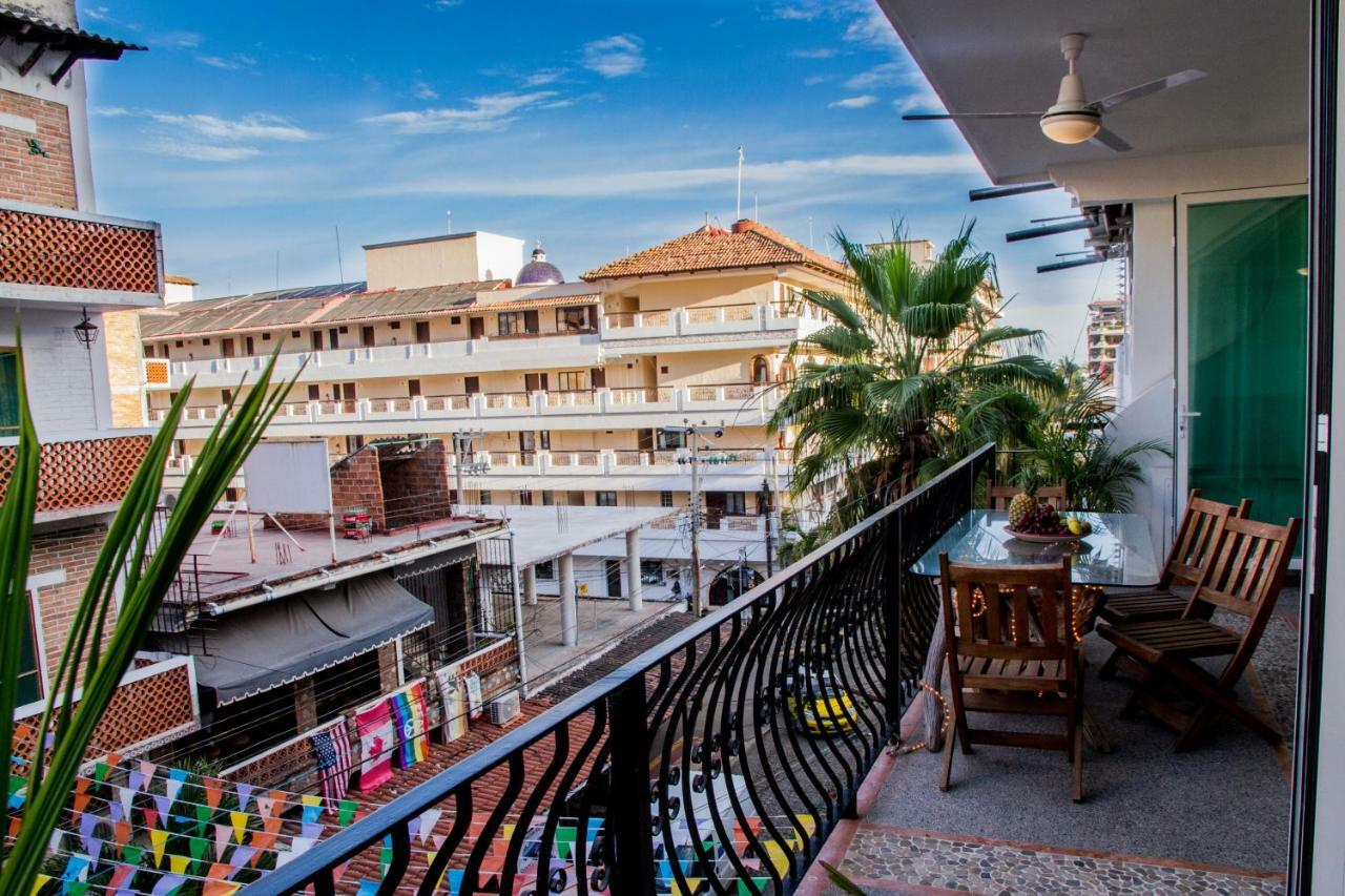 Hotel Andales On The Bay Suites Пуэрто-Вальярта Экстерьер фото